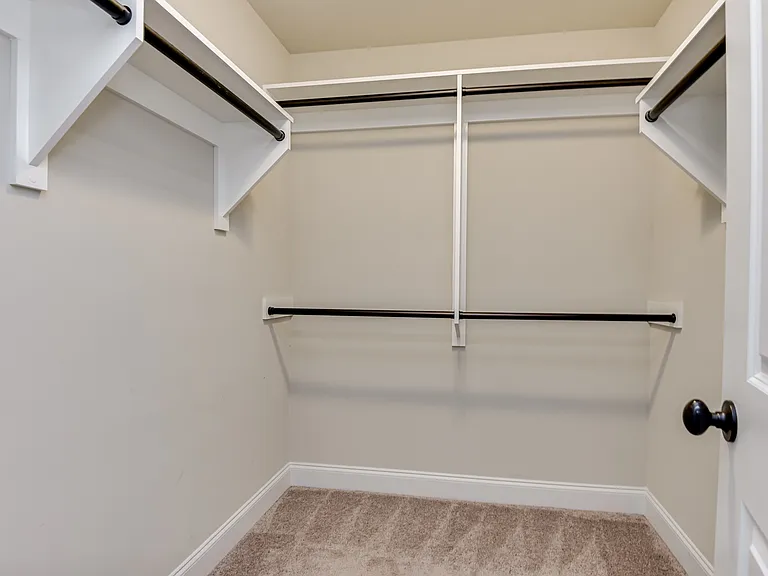 4050 Stowe Dr — Photo 31
