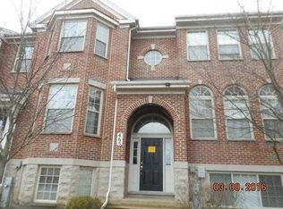 465 Prestwick Ln, Wheeling, IL 60090