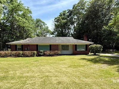 403 Sutherland Dr, Chickasaw, AL, 36611