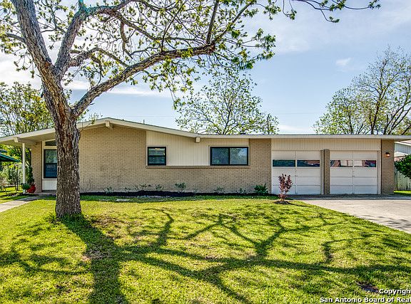 2nd image of 310 E Langley Blvd