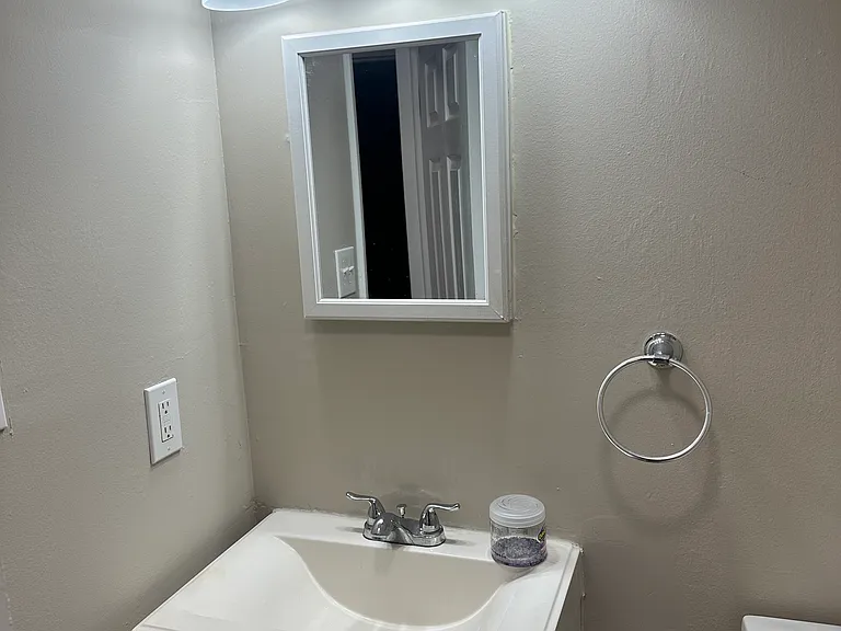 574 W Loch Lomond Dr — Photo 10
