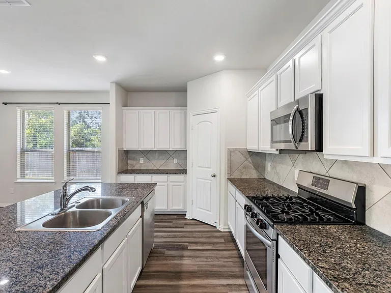 28068 Dove Chase Dr — Photo 15
