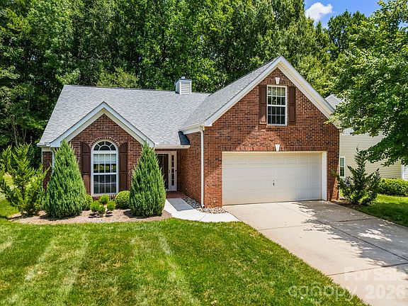 3rd image of 1437 Deer Forest Dr