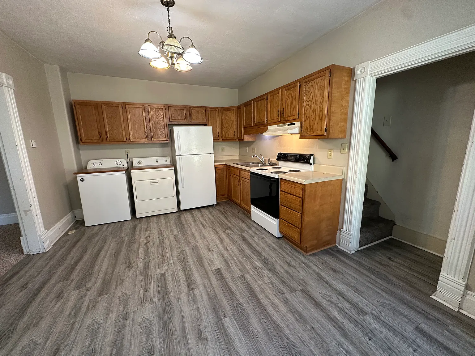 2 bed, 800 sqft, $1,000 — Photo 4