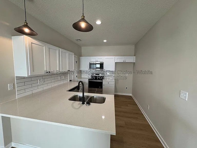 12465 W Blanford St — Photo 8