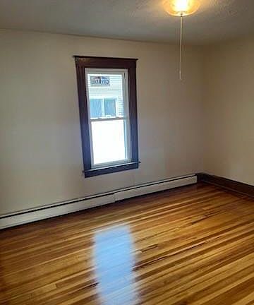 4th image of 465 Burritt St Unit 1