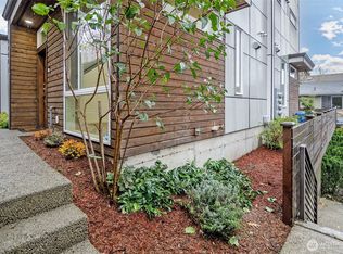9221 Linden Avenue N #A, Seattle, WA 98103