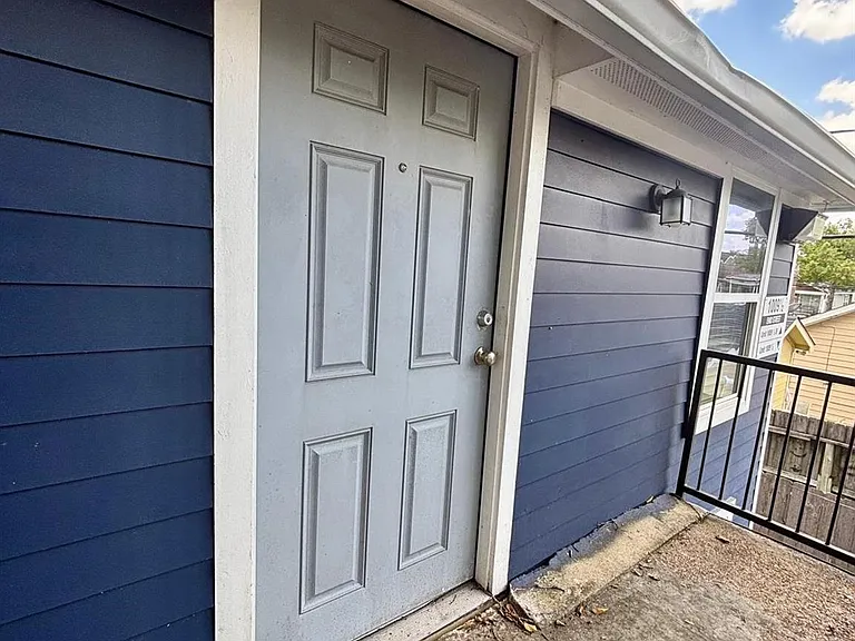 1009 Enid St #B — Photo 3