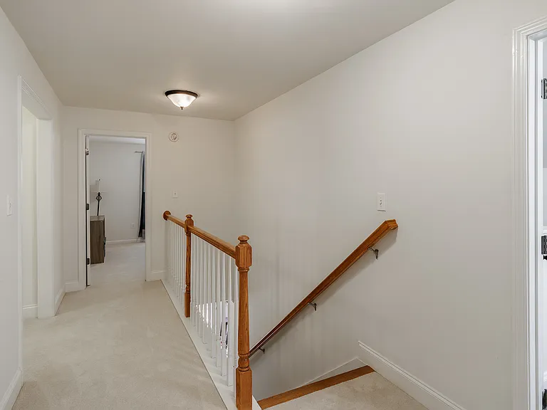 530 Edgewood Dr — Photo 19
