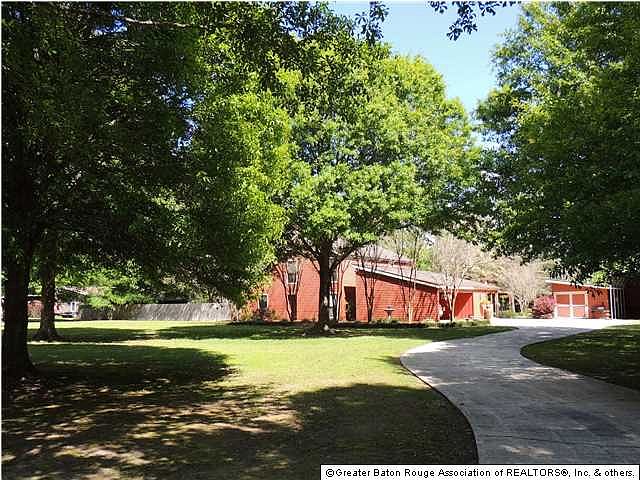 1st image of 8291 Gwendolyn Dr
