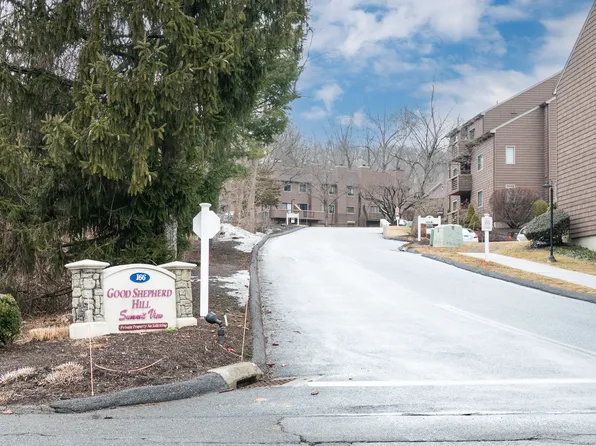 166 Old Brookfield Road #23-6, Danbury, CT 06811