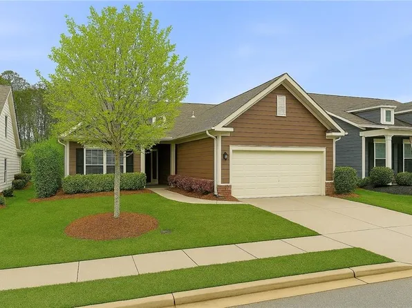 110 Wood Hollow Dr, Woodstock, GA 30188