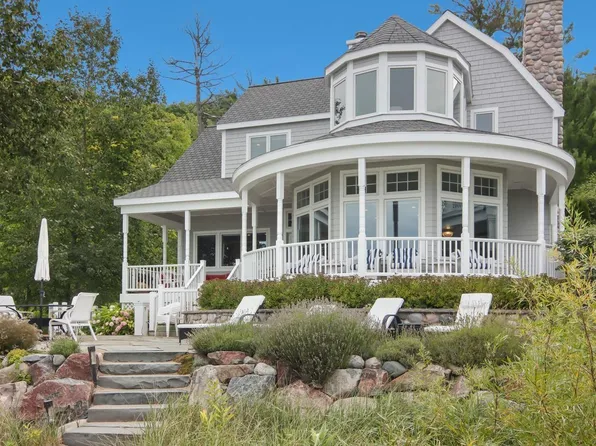 3 W Manitou Blvd, Glen Arbor, MI 49636