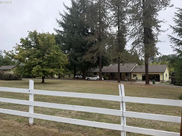 32190 Lynx Hollow Rd, Creswell, OR 97426