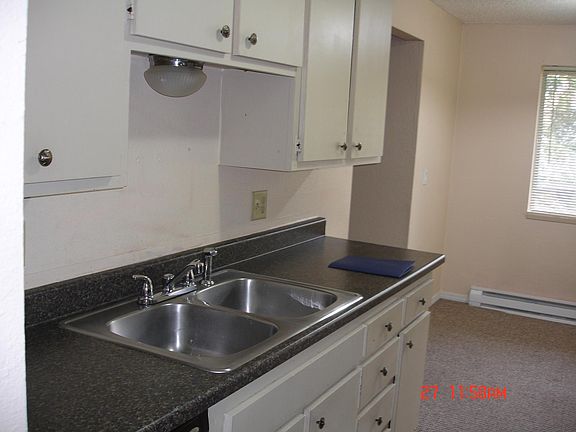 4th image of 17208 NE 45th St APT 10