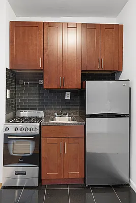 Rented by Platinum Properties | media 5