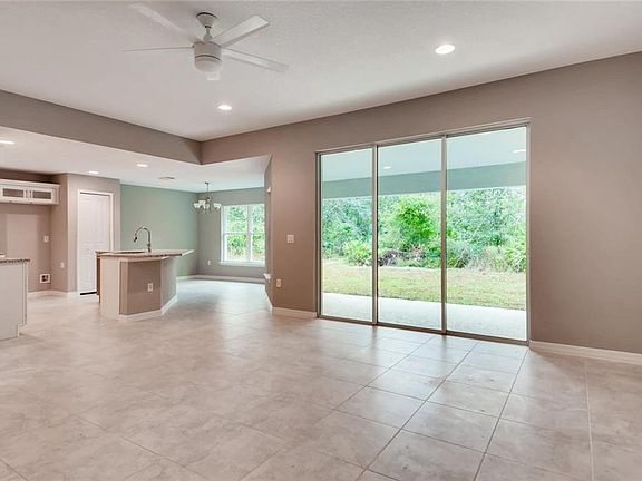5th image of 518 Koala Dr