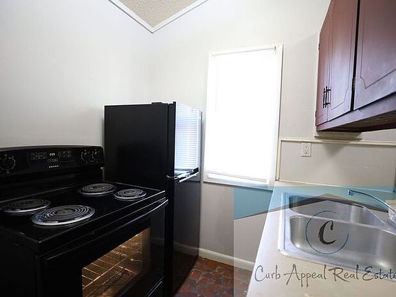 3rd image of 509 Marshall St APT A