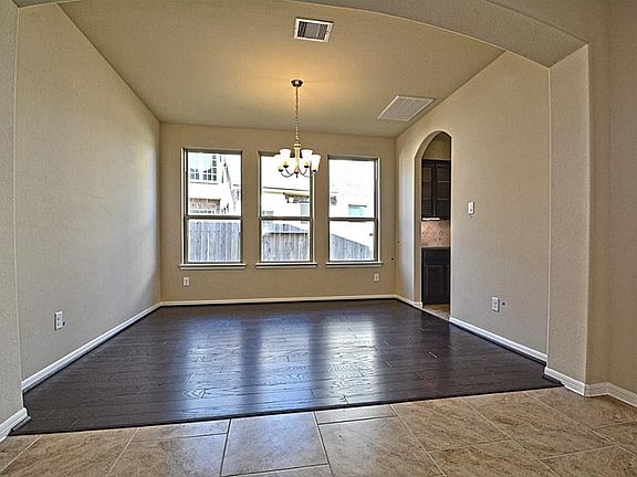 5th image of 28939 Grand Teton Ct