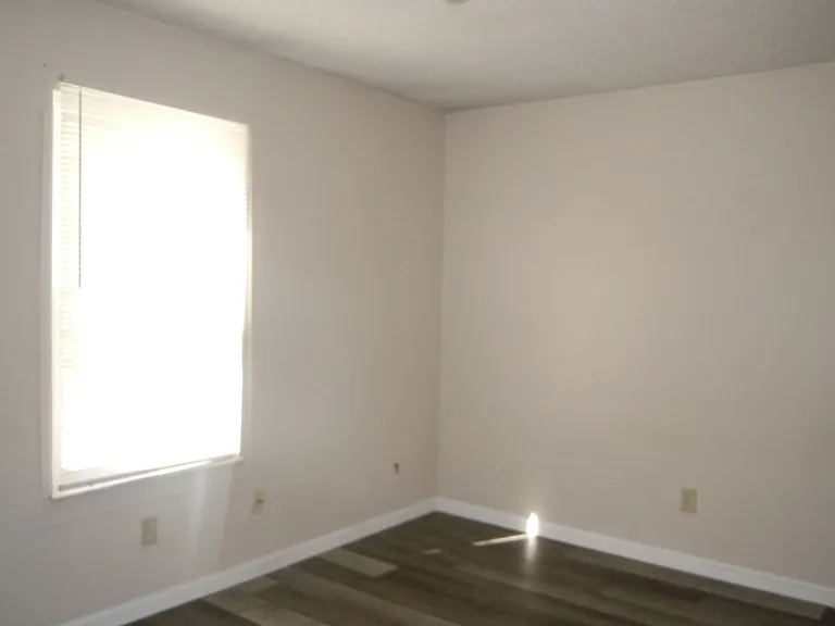 803 N Morrison St — Photo 11