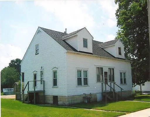 203 E Comanche Ave photo 1