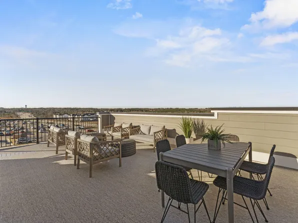 1205 S Blount St #201, Raleigh, NC 27601