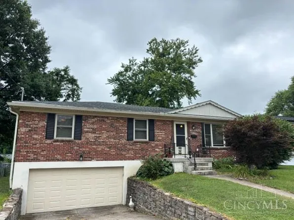 5377 Gander Dr, Cincinnati, OH 45238