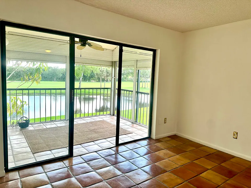 21535 Cypress Hammock Dr #36J