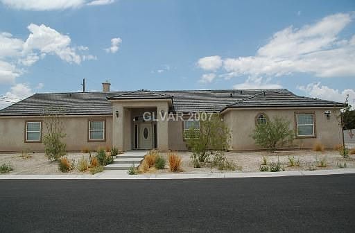 1st image of 7198 Deer Springs Way