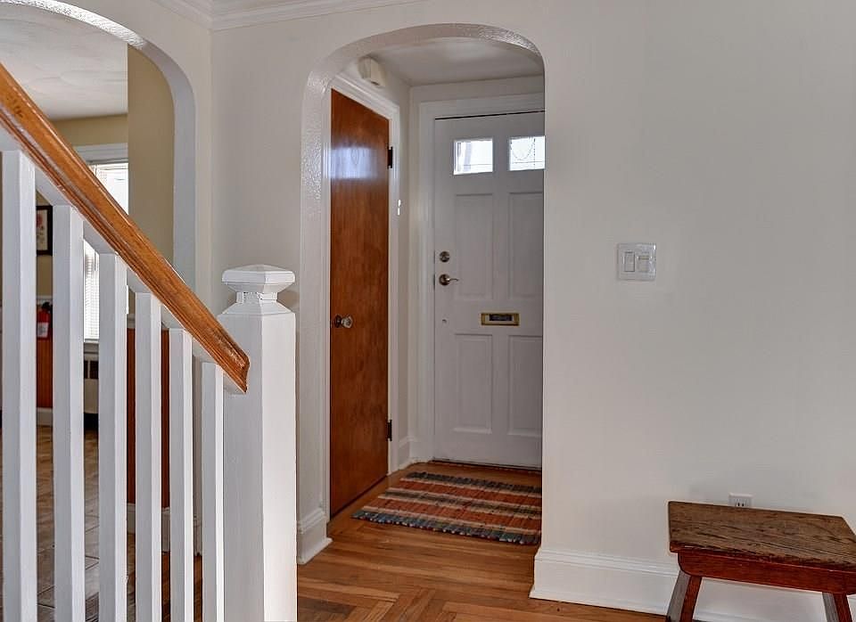 204 Rice St, Pawtucket, RI 02861 Zillow