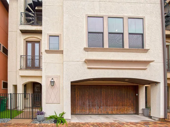 1141 W 23rd St #B, Houston, TX 77008