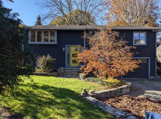 8 Abbott Ave, Ridgefield, CT 06877