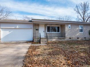 1307 S Poplar St, Sapulpa, OK 74066