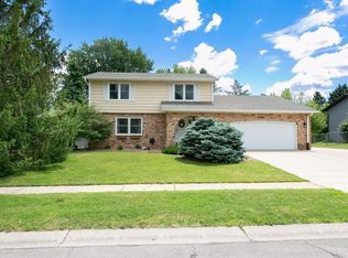 4880 149th Ct, Apple Valley, MN 55124