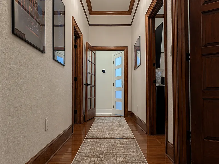 215 S Cedar Ave — Photo 20