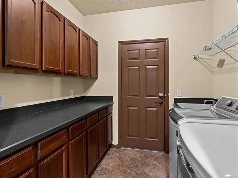 3041 Boating Blvd — Photo 23
