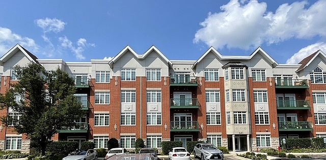 1st image of 640 McHenry Rd APT 408