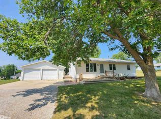 97 Oak St, Massena, IA 50853