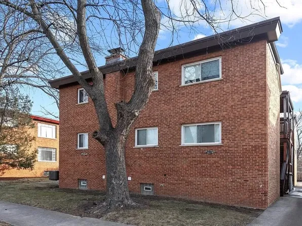 731 Walnut St Unit 1W, Waukegan, IL 60085