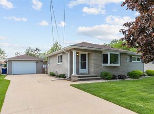 840 Melissa St, Menasha, WI 54952