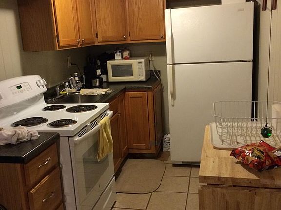3rd image of 120 W Clearview Ave #B
