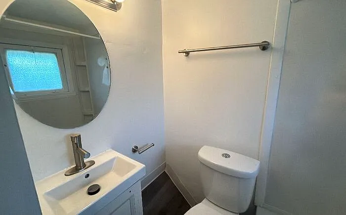 1079 E 68th St #2 — Photo 11