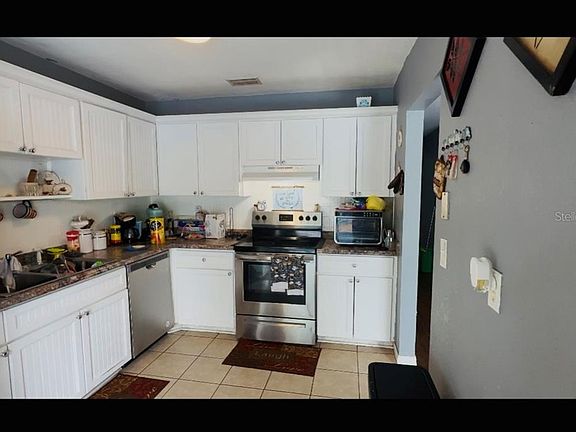 5th image of 14815 SW 35th Avenue Rd