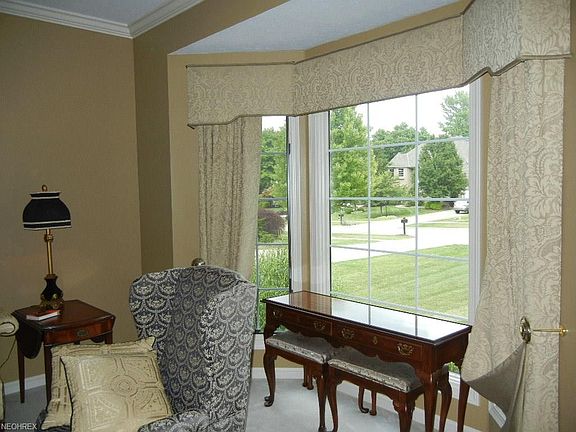 5th image of 8466 Camden Ct