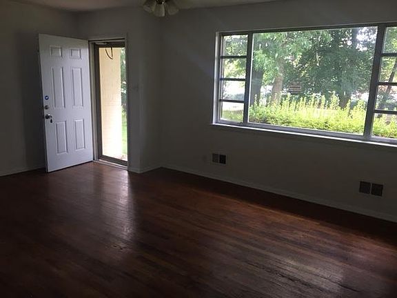 5th image of 1725 Wildwood Dr