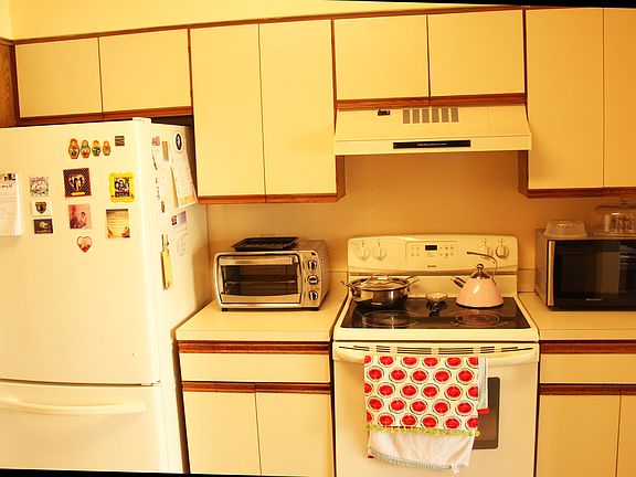 3rd image of 2918 Candela Ct