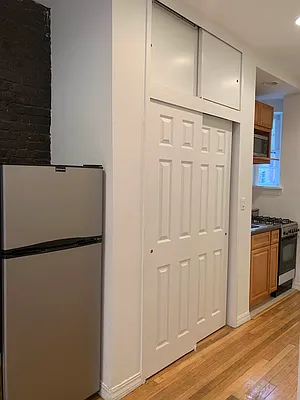 Rented by Compass | media 11