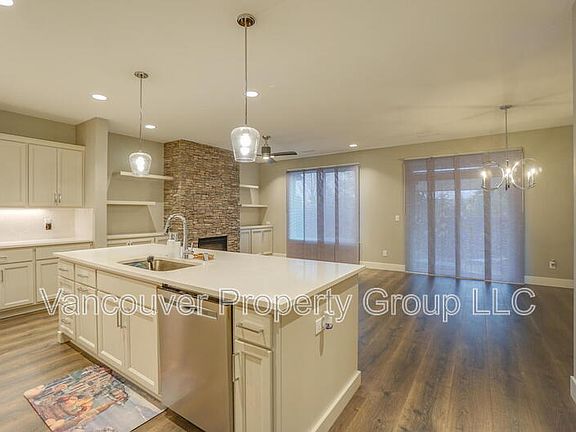 4th image of 11805 NE 108th St
