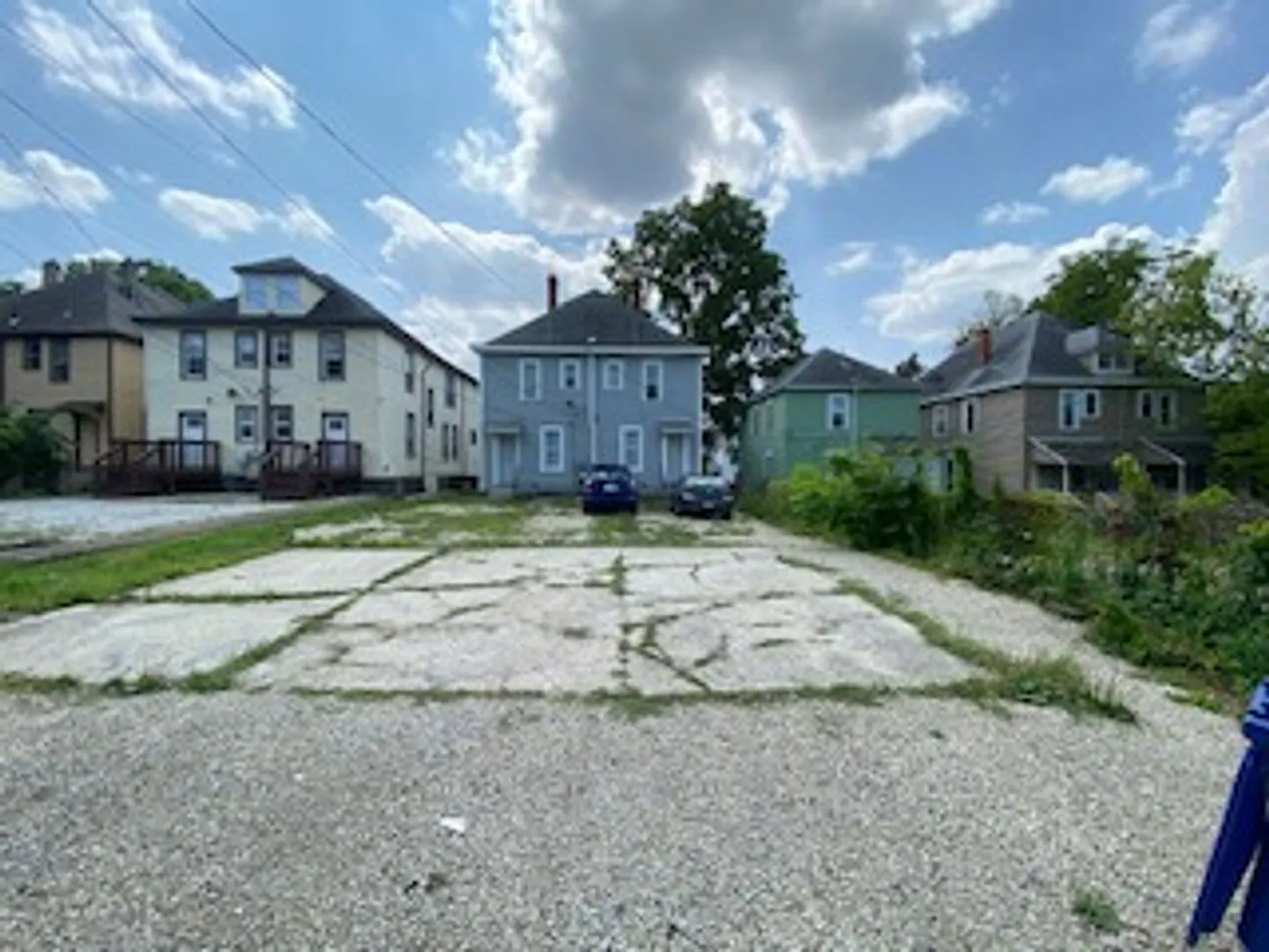 92 W Maynard Ave — Photo 3