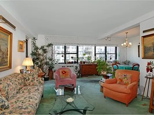 Sold by Corcoran | media 12